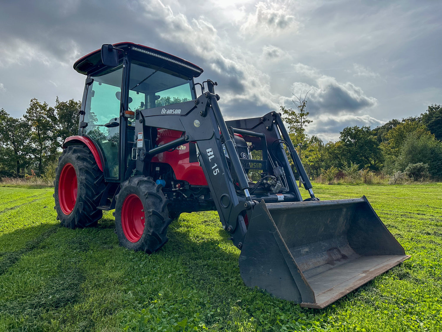 Used Compact Tractors with Loaders