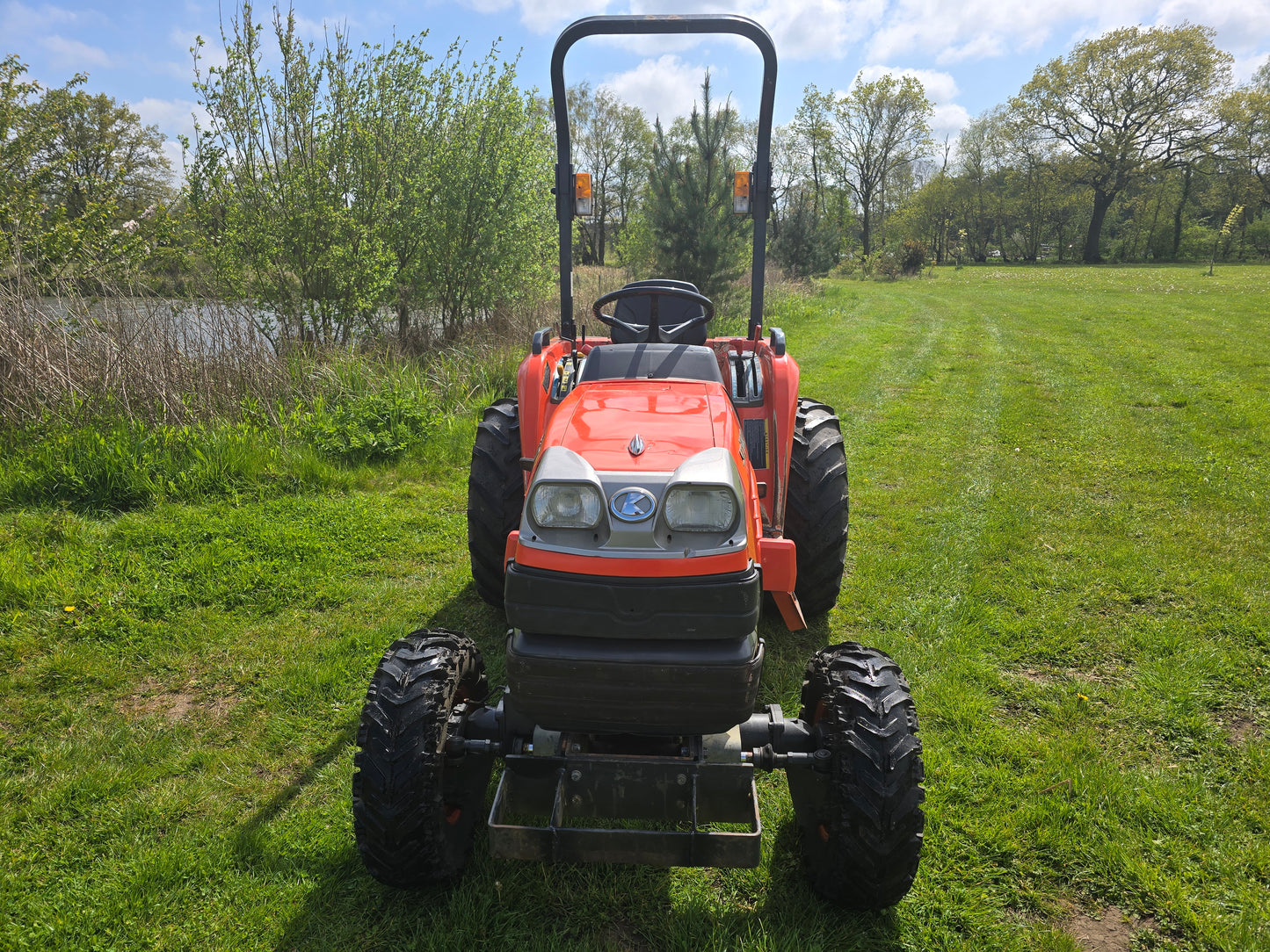 Used Kubota STV40 Compact Tractor