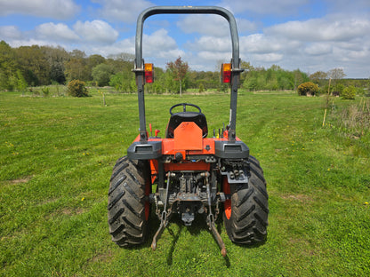 Used Kubota STV40 Compact Tractor