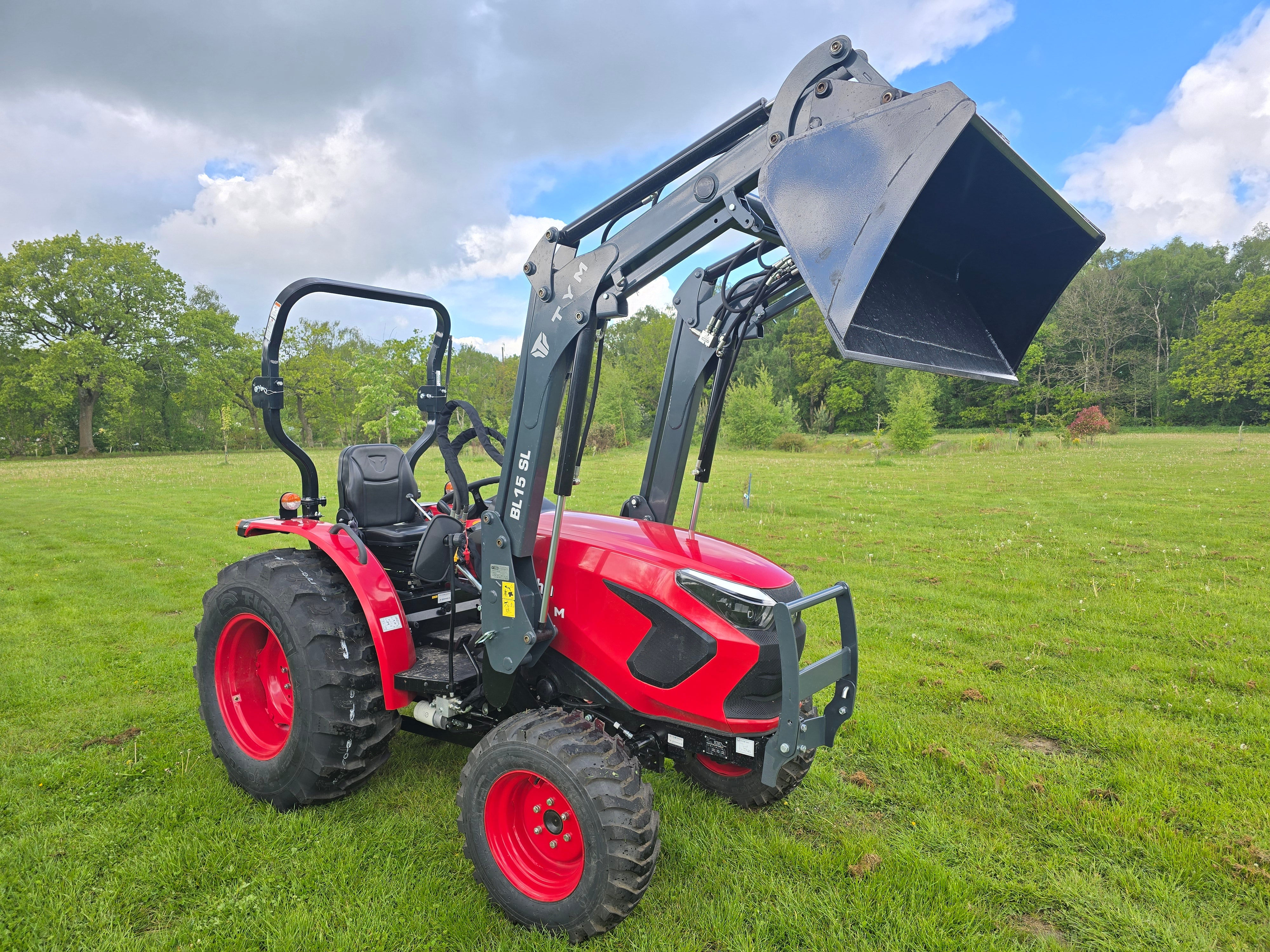 Used Compact Tractors with Loaders for Sale UK | Workshop Certified