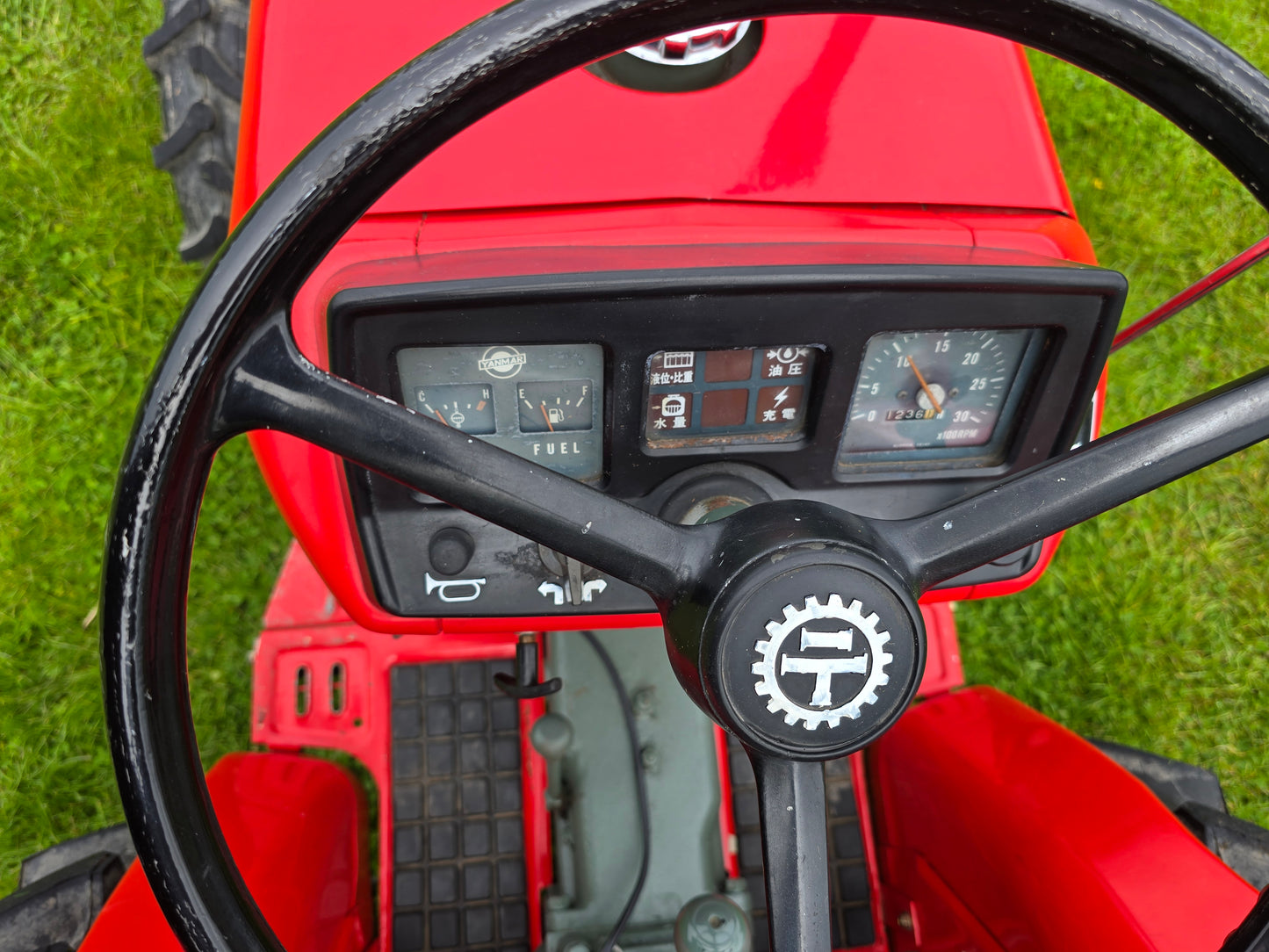 Used Yanmar YM 2000 Used Compact Tractor