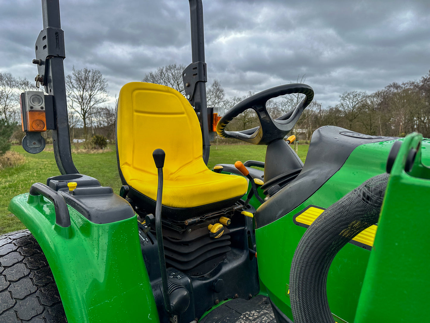 Used John Deere 3320 Compact Tractor with Loader
