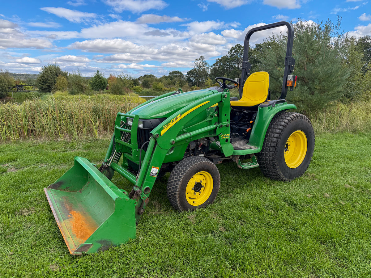 Used John Deere 3720 Compact Tractor with Front Loader