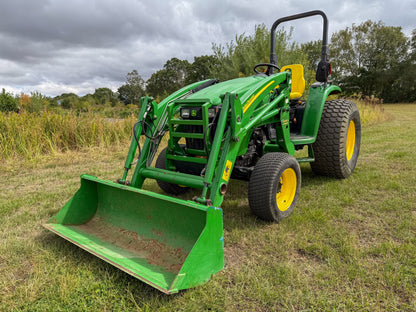 Used John Deere 4320 Tractor for Sale