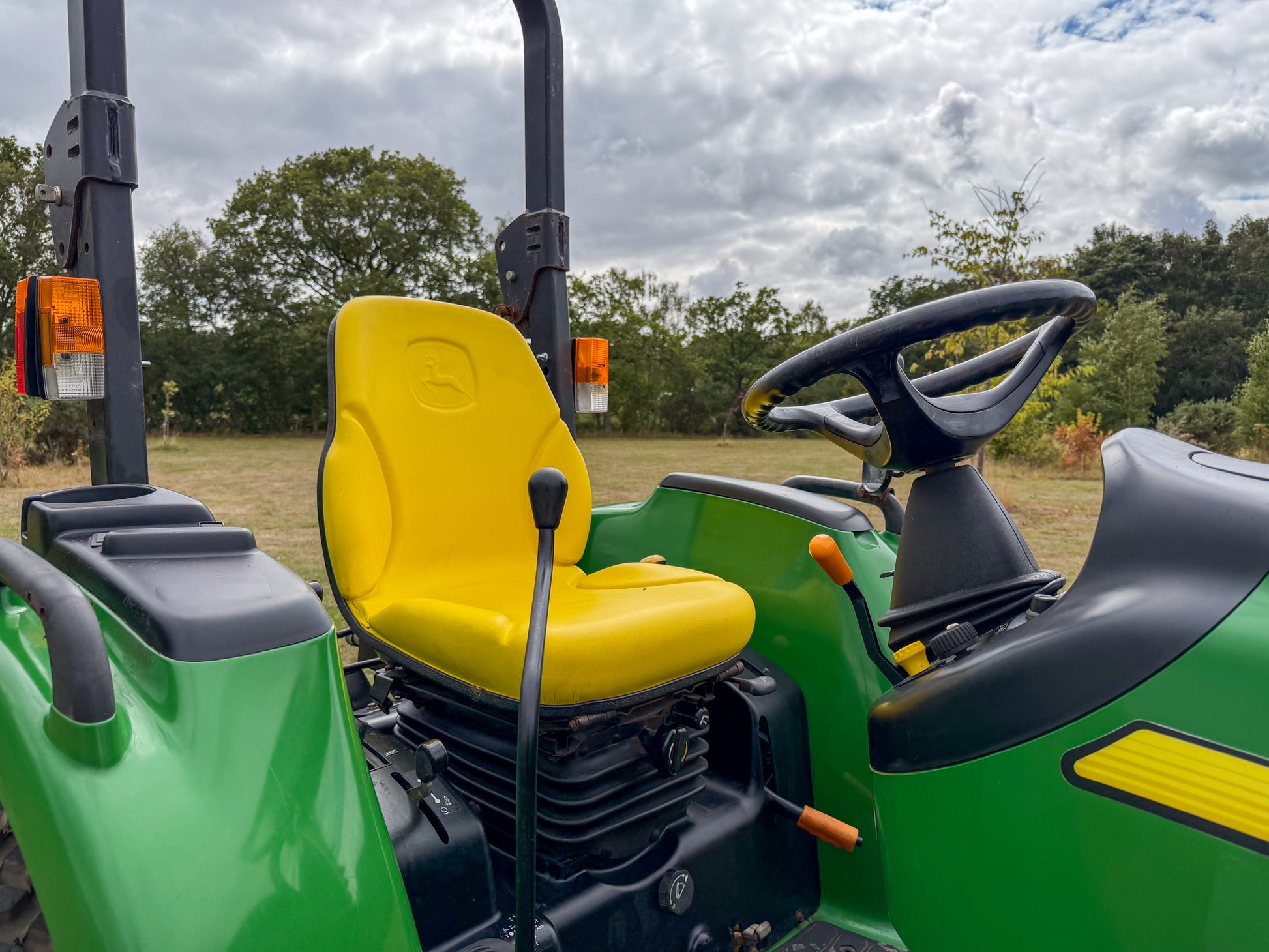 Used John Deere 4320 Tractor for Sale