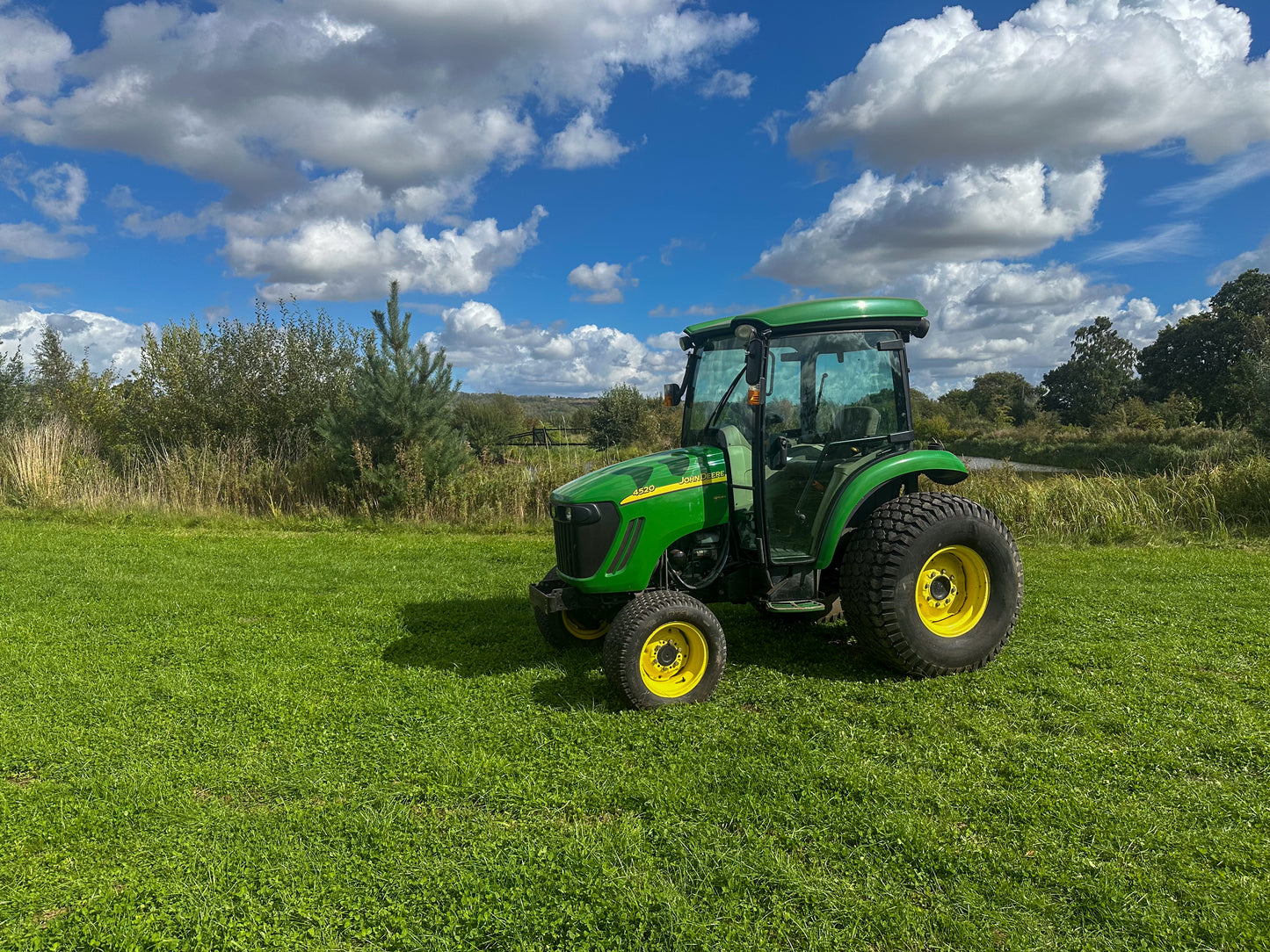 Used John Deere 4520 Compact Tractor with Cab