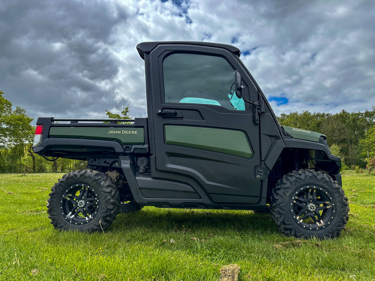 Used John Deere Gator XUV865M UTV
