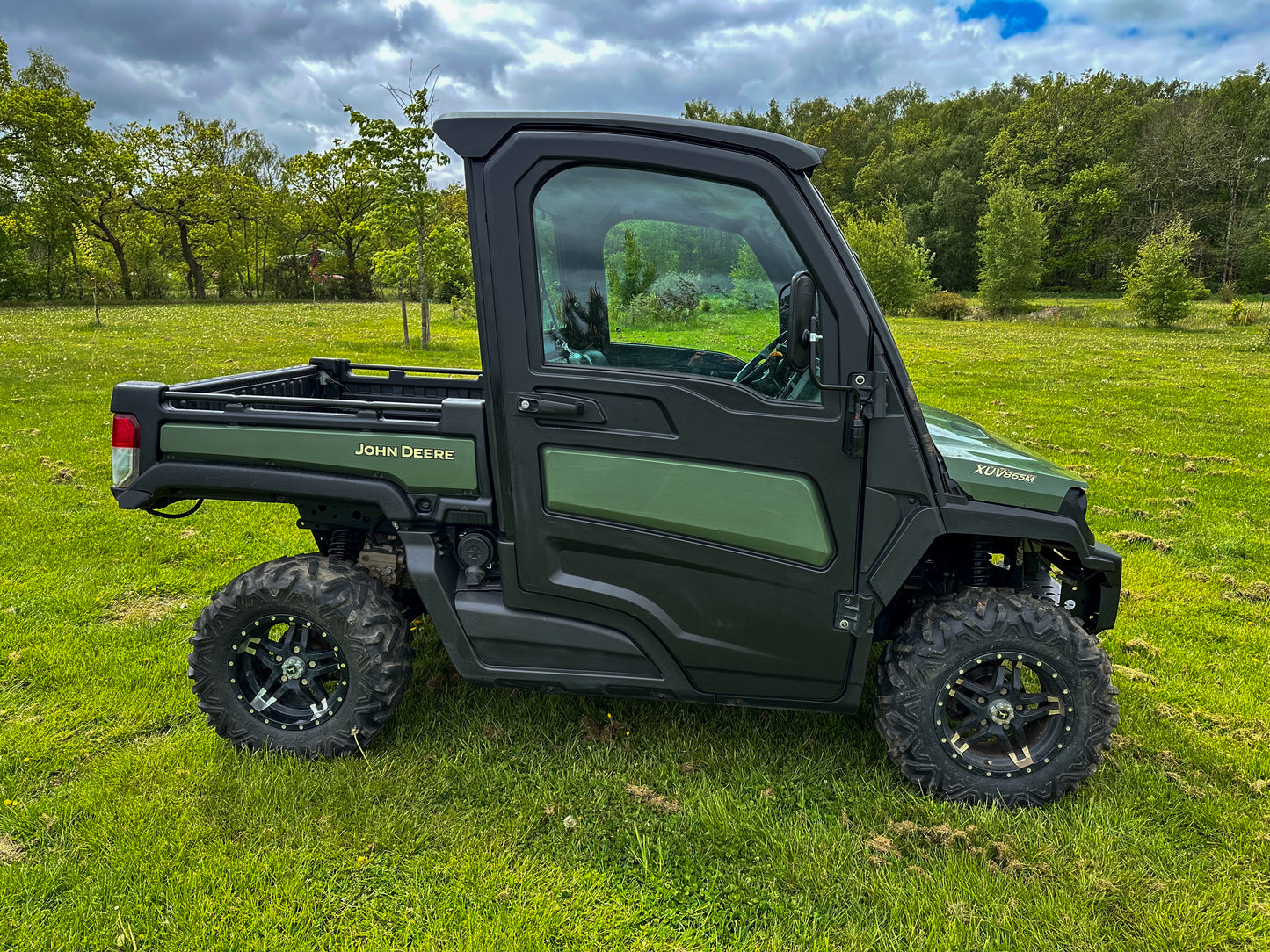 Used John Deere Gator XUV865M UTV
