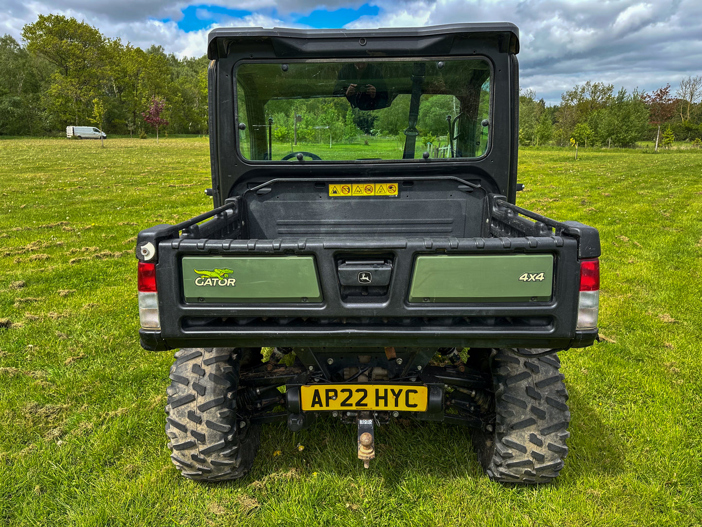 Used John Deere Gator XUV865M UTV