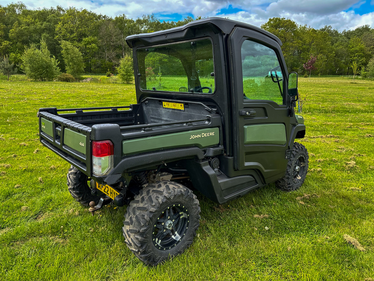 Used John Deere Gator XUV865M UTV