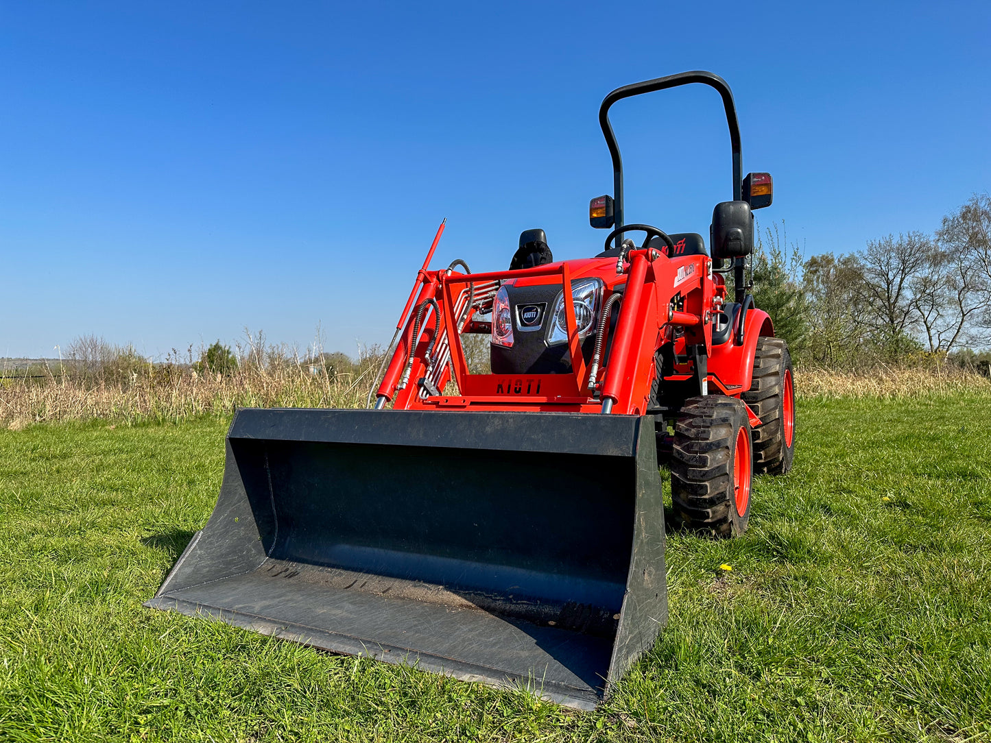 Used Kioti CX2510 Compact Tractor with Front Loader