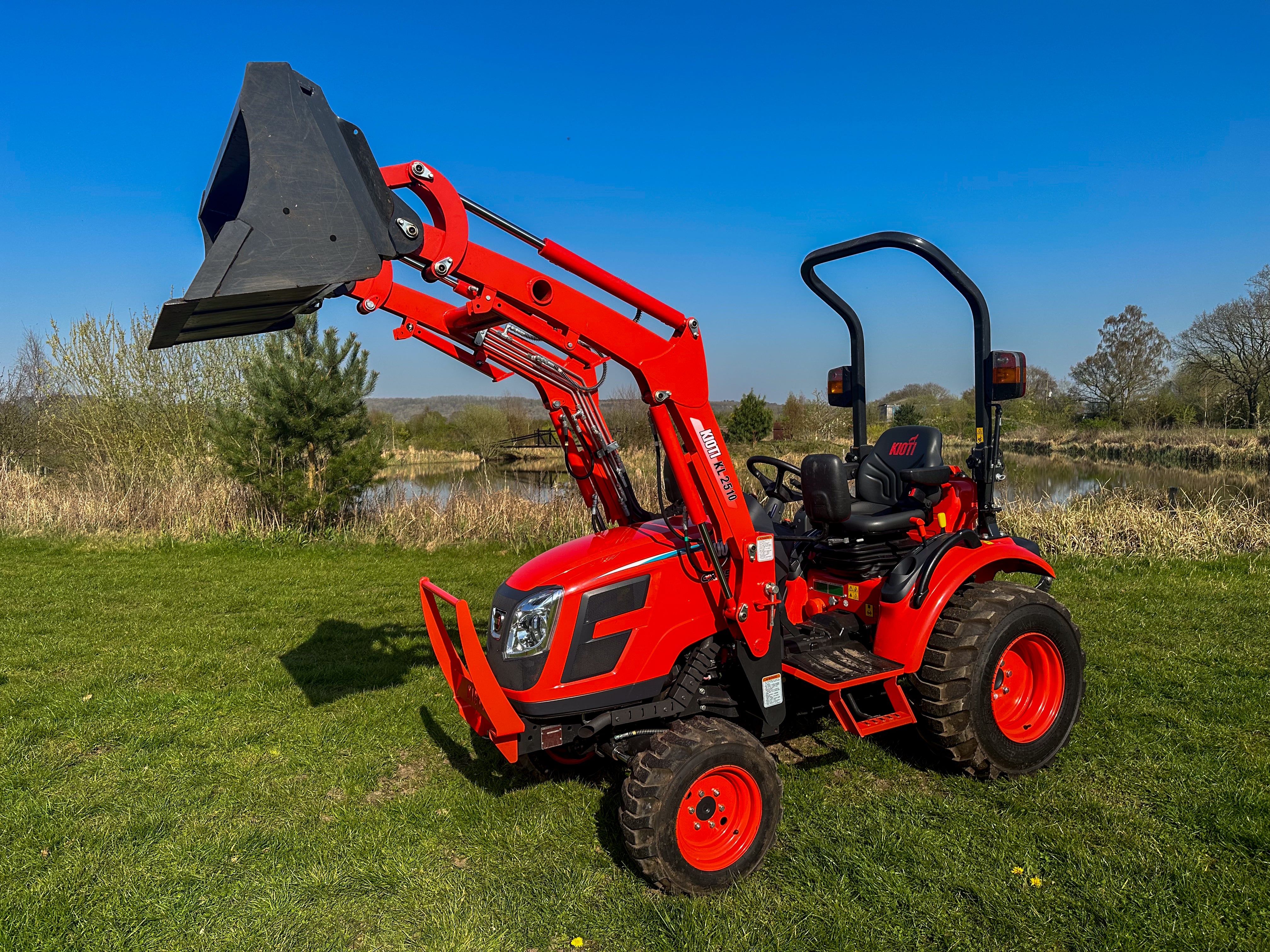 Used Compact Tractors with Loaders for Sale UK | Workshop Certified