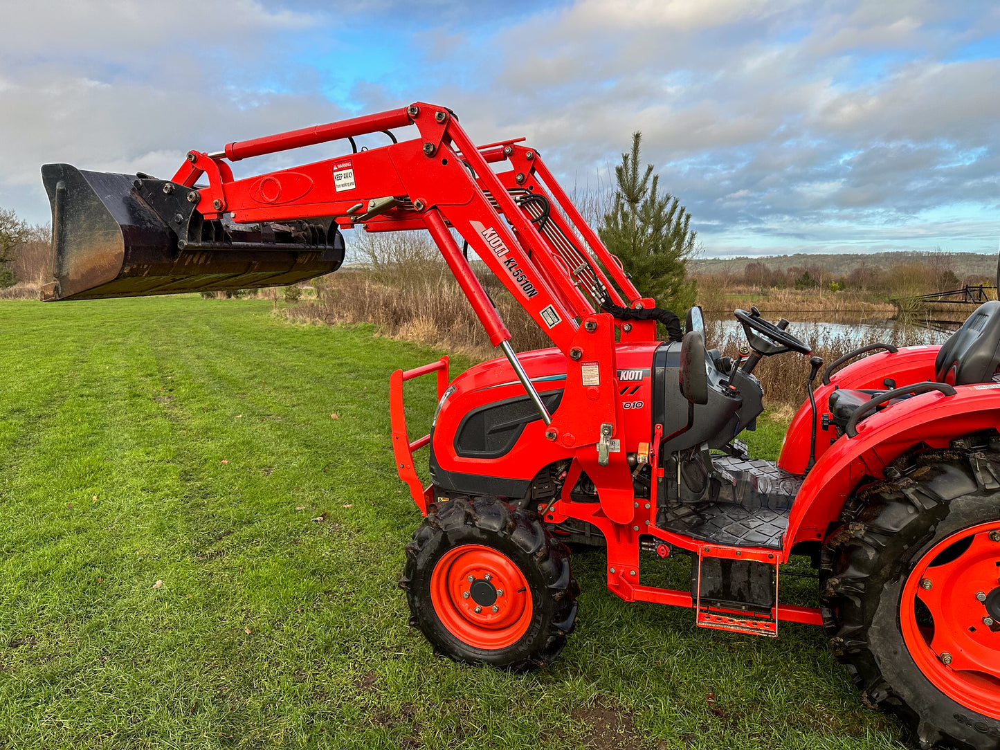 Used Kioti DK6010 Compact Tractor with Loader