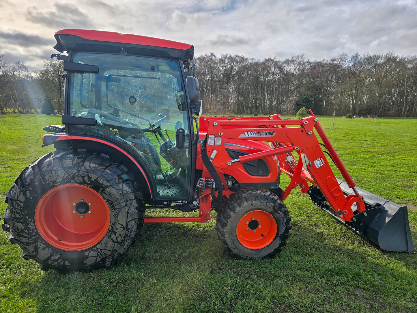 Used Kioti DK6020 Compact Tractor with Cab and Loader