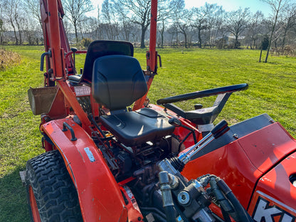 Used Kubota B1550 Compact Tractor with Loader and Backhoe
