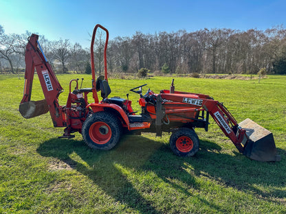 Used Kubota B1550 Compact Tractor with Loader and Backhoe