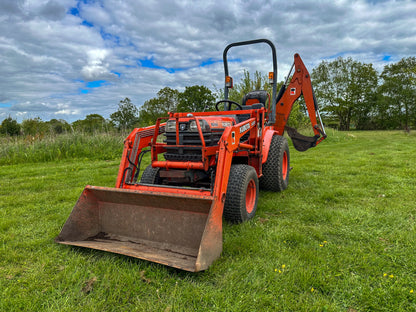 Used Kubota B2100 Compact Tractor with Front Loader and Backhoe