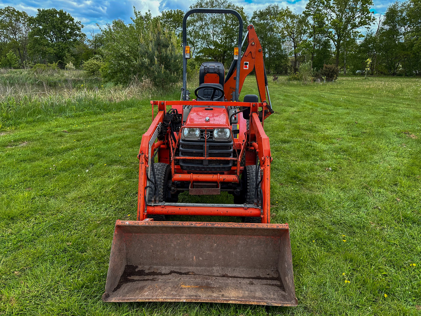 Used Kubota B2100 Compact Tractor with Front Loader and Backhoe