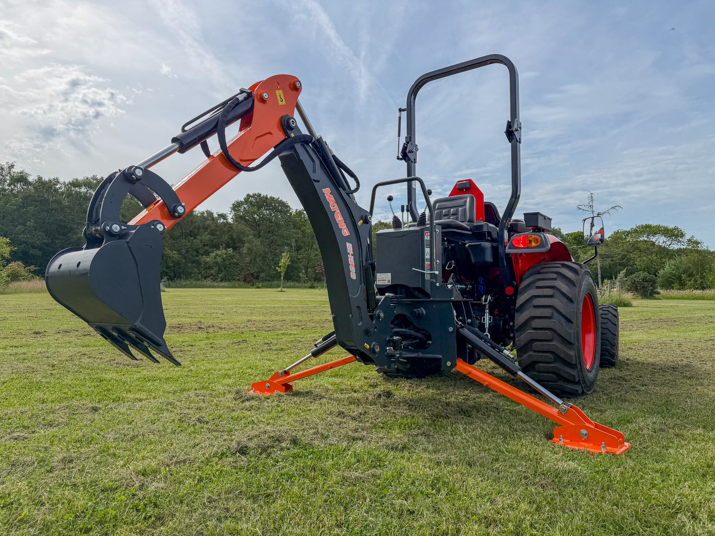 Mateng BH600 Tractor Backhoe