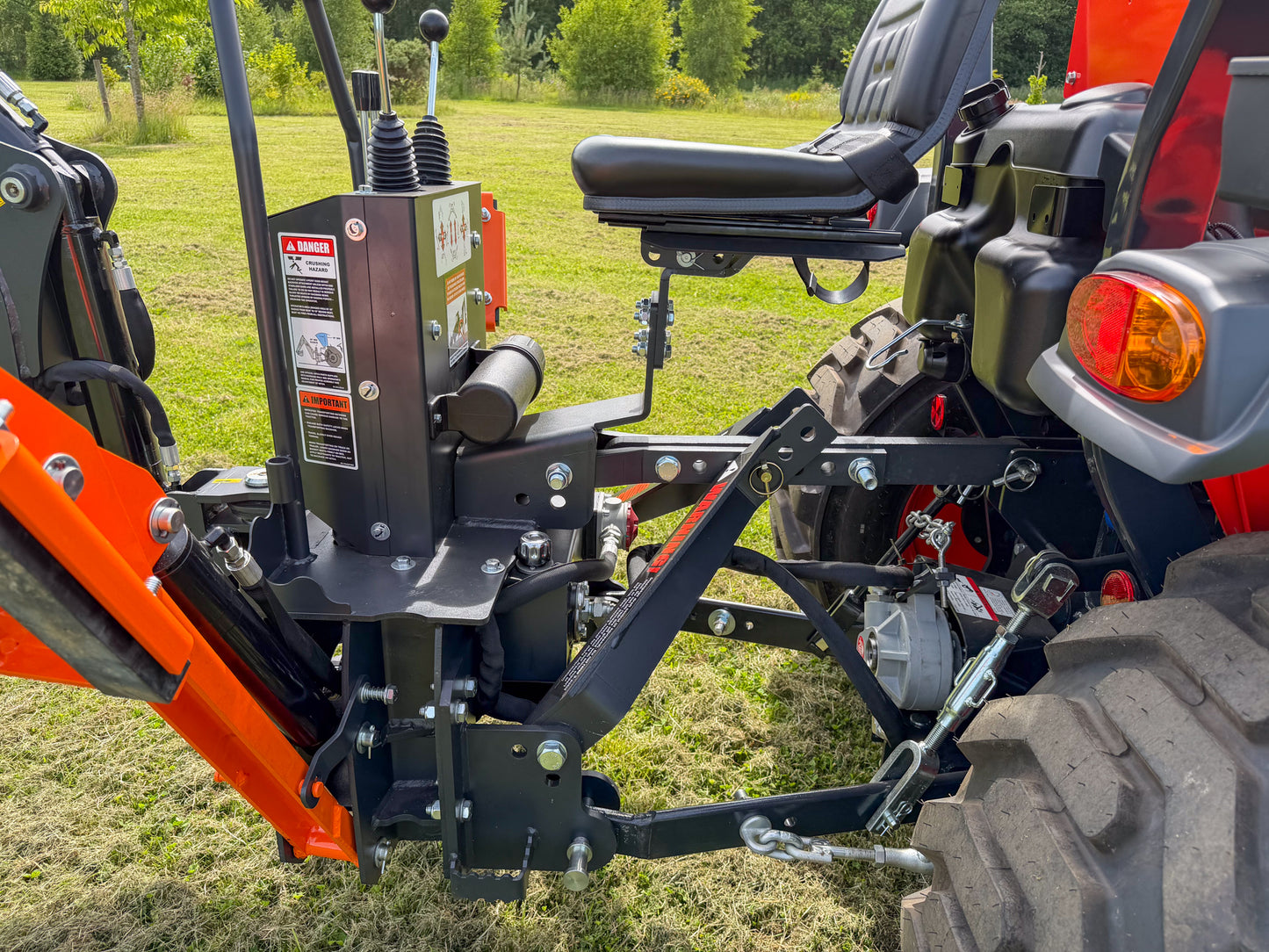 Mateng BH600 Tractor Backhoe