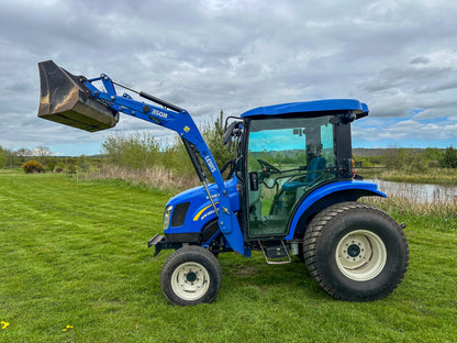 Used New Holland Boomer 3050 Compact Tractor with Front Loader