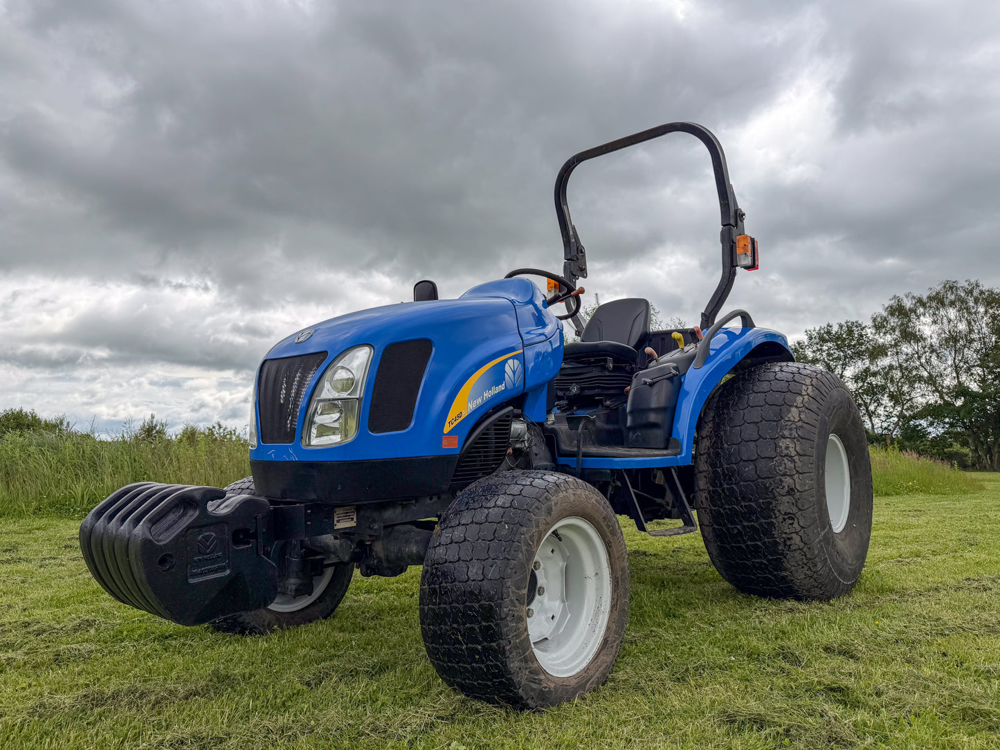 Used New Holland TC45DA Compact Tractor