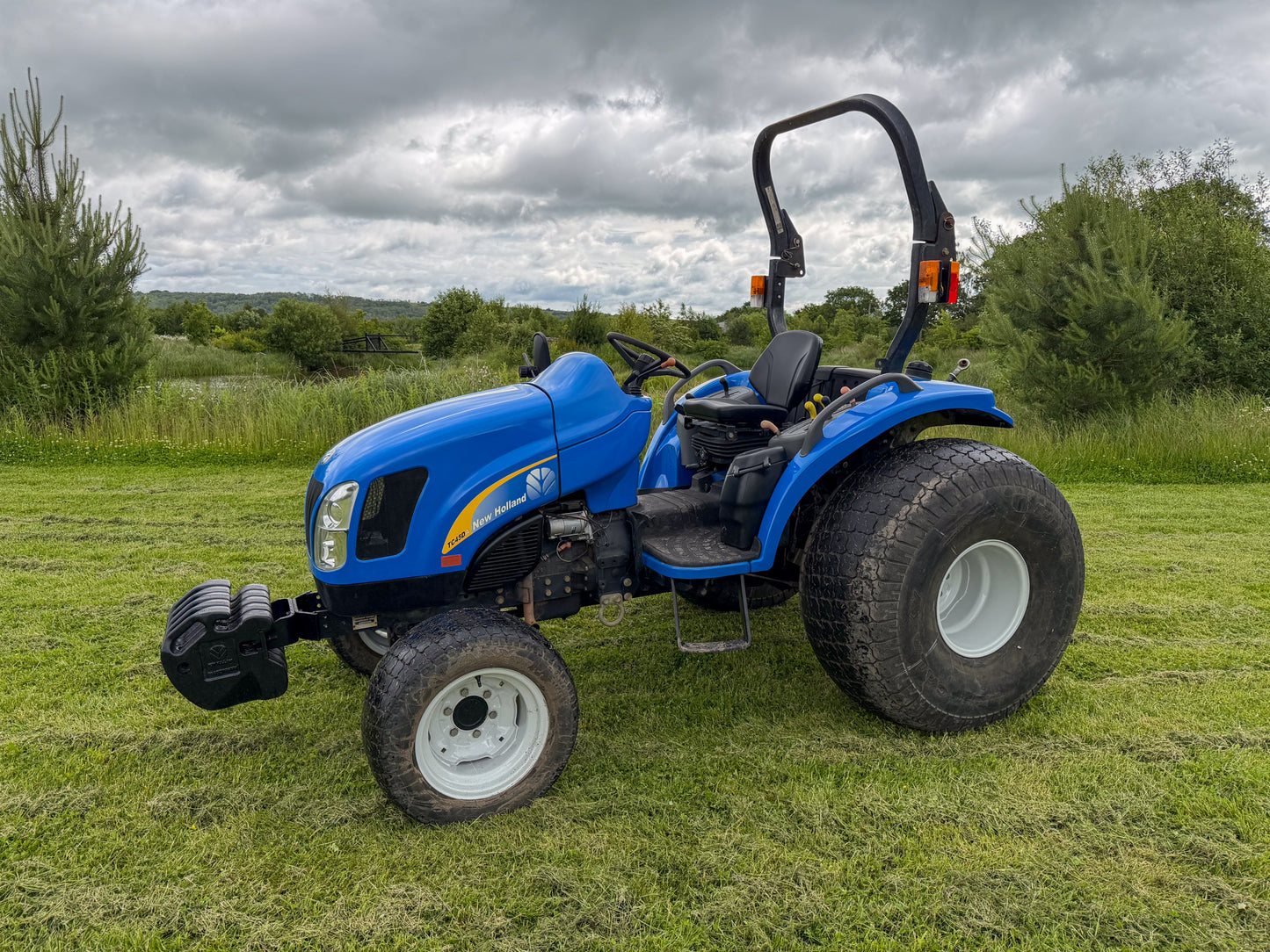 Used New Holland TC45DA Compact Tractor