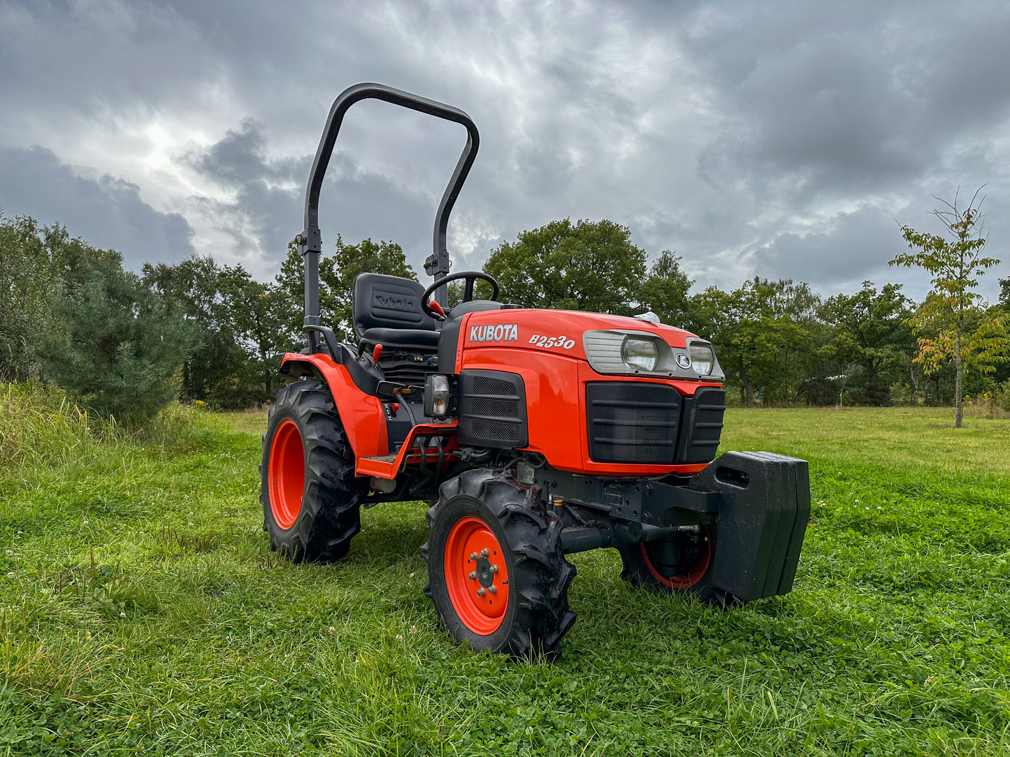 Used Kubota B2530 Compact Tractor