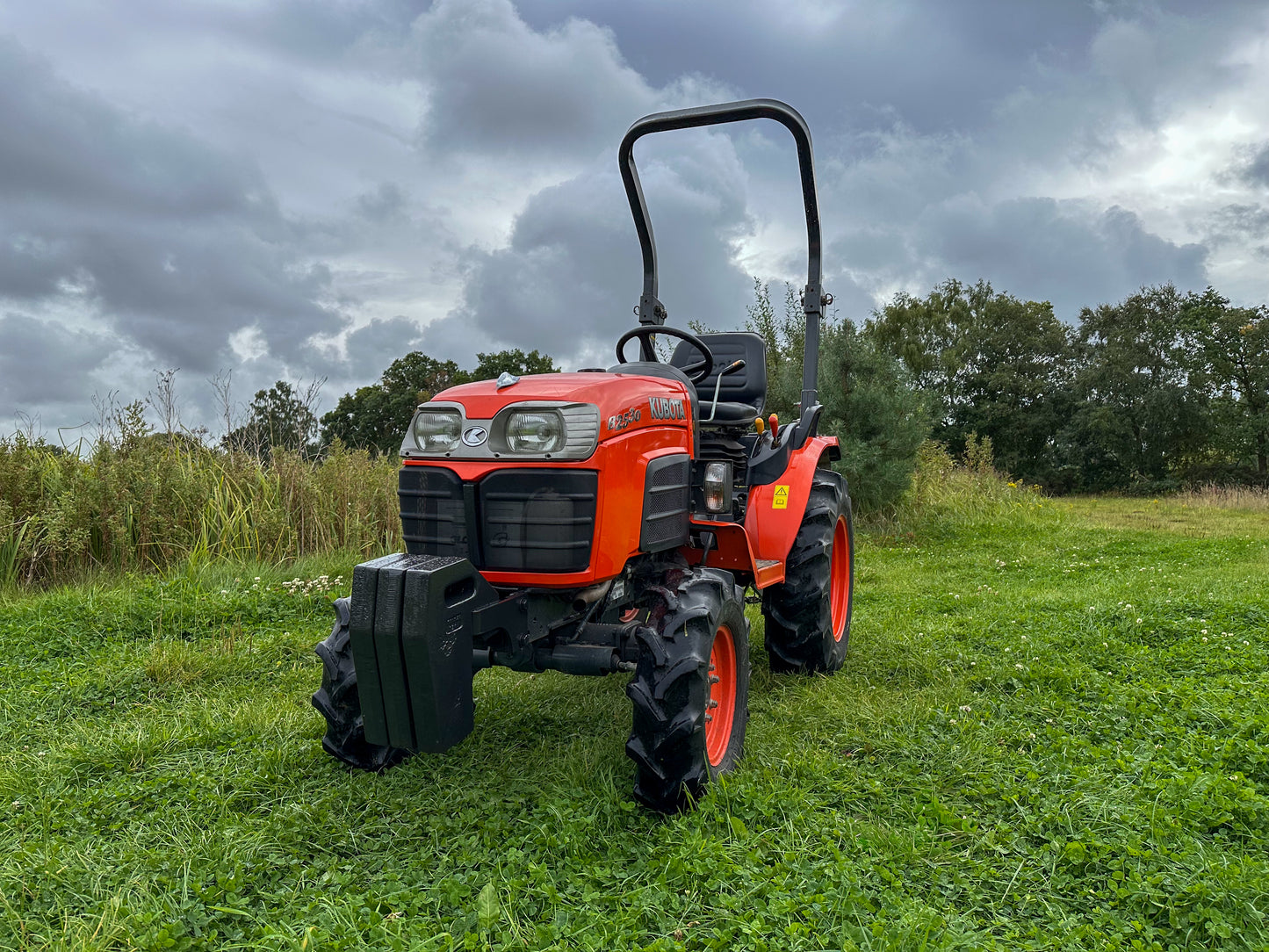 Used Kubota B2530 Compact Tractor