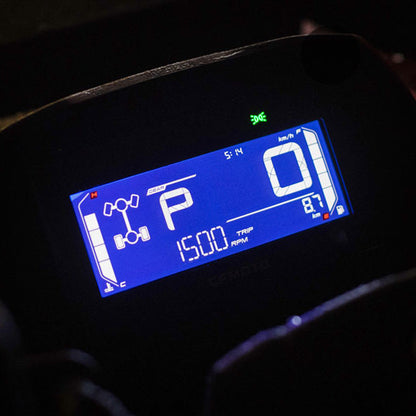 CFMOTO 520 display close up