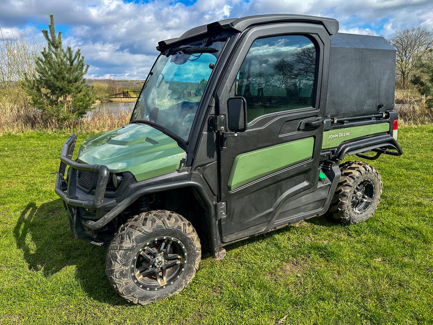 Used John Deere Gator XUV865M UTV